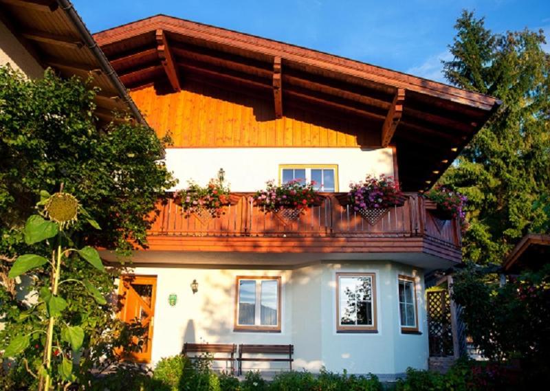 Ferienhaus Deutschmann Sankt Johann im Pongau Bagian luar foto